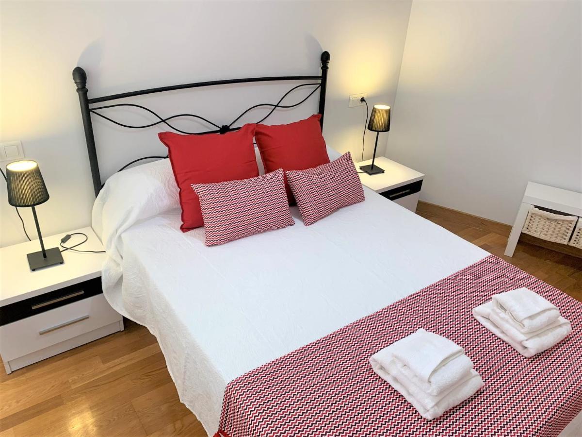 Apartamento La Losa Apartment Oviedo Luaran gambar