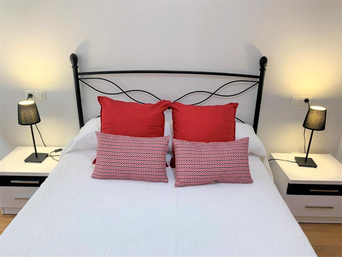 Apartamento La Losa Apartment Oviedo Luaran gambar