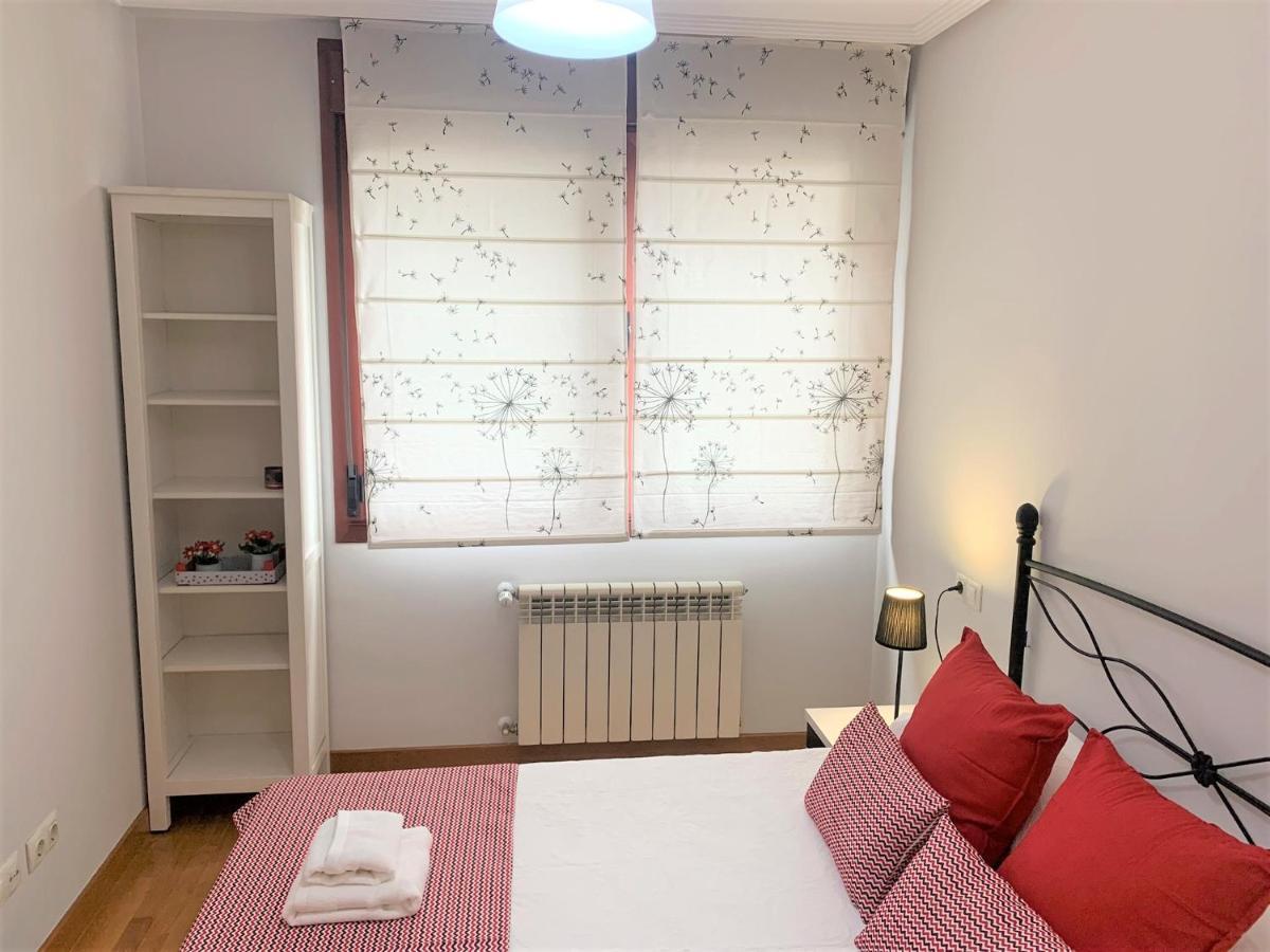 Apartamento La Losa Apartment Oviedo Luaran gambar