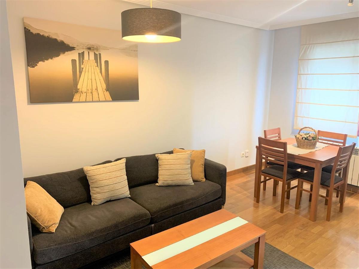 Apartamento La Losa Apartment Oviedo Luaran gambar